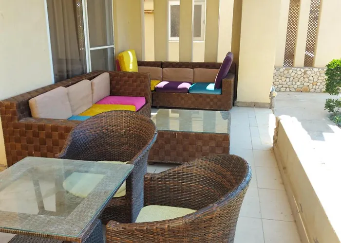 Mousa Coast Aquapark View With Garden-families Only